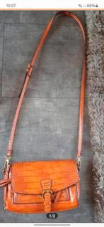 Nieuwe slangenmotief tas van Wagenaar teab vandaag, Sieraden, Tassen en Uiterlijk, Tassen | Damestassen, Ophalen of Verzenden