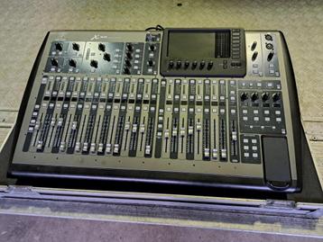 Behringer x32 met Waves (zonder software) beschikbaar voor biedingen
