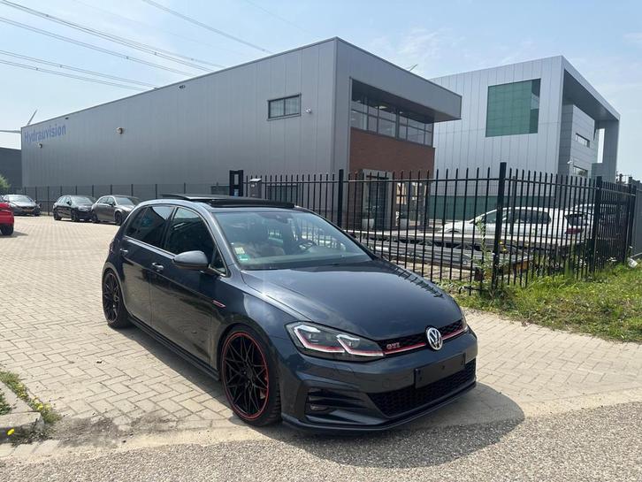 Volkswagen Golf 2.0 TSI GTI Performance Pano/Dyna vol vol, Auto diversen, Schadeauto's, Volkswagen, Automaat, Benzine, Hatchback