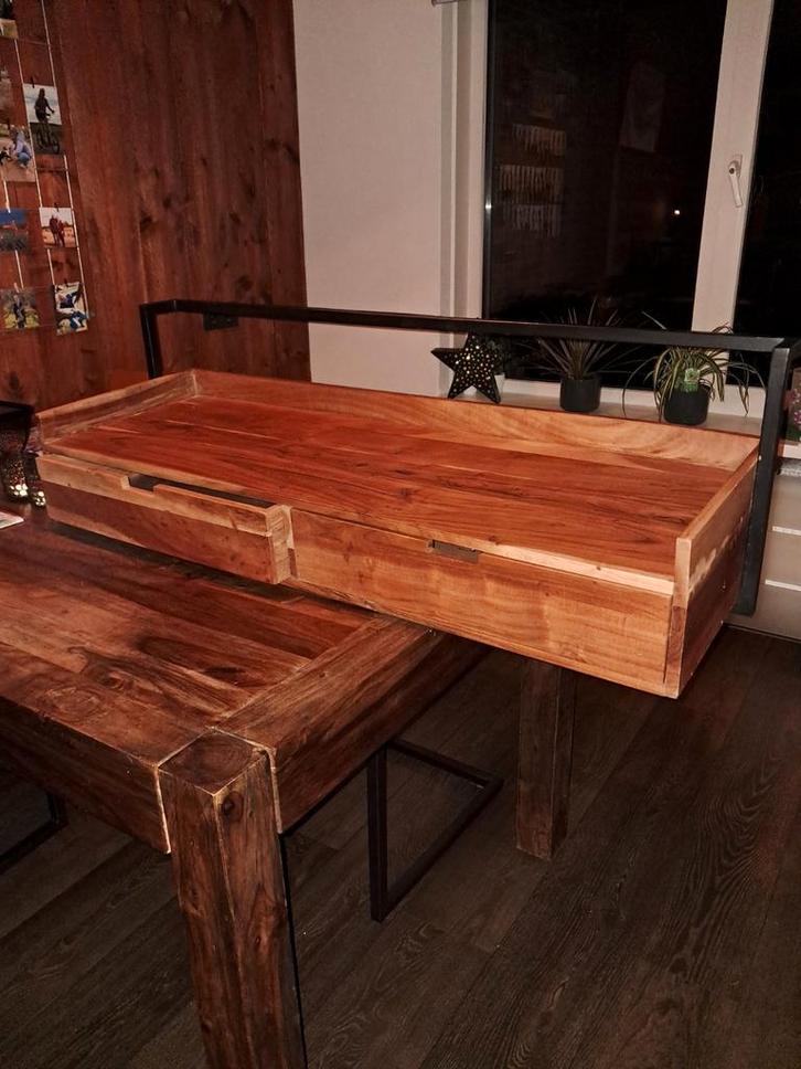 Zwevend Bureau / Sidetable - Uniek Design!, Huis en Inrichting, Kasten | Dressoirs, Zo goed als nieuw, 100 tot 150 cm, 25 tot 50 cm