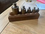 5 antieke koperen gewichtjes.plus houder., Ophalen of Verzenden