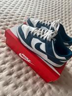 Nike Dunk Low Blauw/Wit, Kleding | Heren, Schoenen, Ophalen, Gedragen, Blauw, Sneakers of Gympen