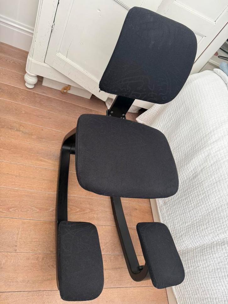 Varier  / Stokke ergonomische bureaustoel, Huis en Inrichting, Bureaustoelen, Zo goed als nieuw, Zwart, Ergonomisch, Ophalen