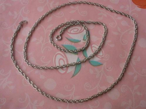 Lange Zilveren gedraaide koordketting uit Zeeuwse boedel, Sieraden, Tassen en Uiterlijk, Antieke sieraden, Ketting, Zilver, Ophalen of Verzenden