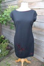 Jurk zwart/ rood Desigual mt XL vaste prijs, Kleding | Dames, Zwart, Maat 46/48 (XL) of groter, Ophalen of Verzenden, Zo goed als nieuw
