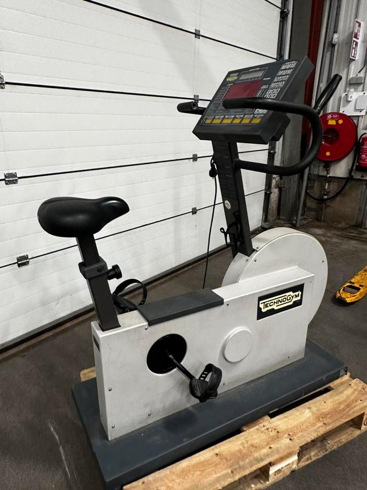 Technogym Hometrainer, Sport en Fitness, Fitnessmaterialen, Gebruikt, Overige typen, Ophalen