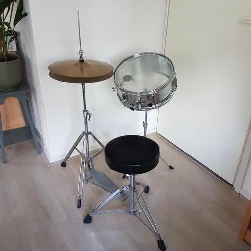 Leuk drumsetje - snaredrum + hi-hat (compleet), Muziek en Instrumenten, Drumstellen en Slagwerk, Gebruikt, Overige merken, Ophalen