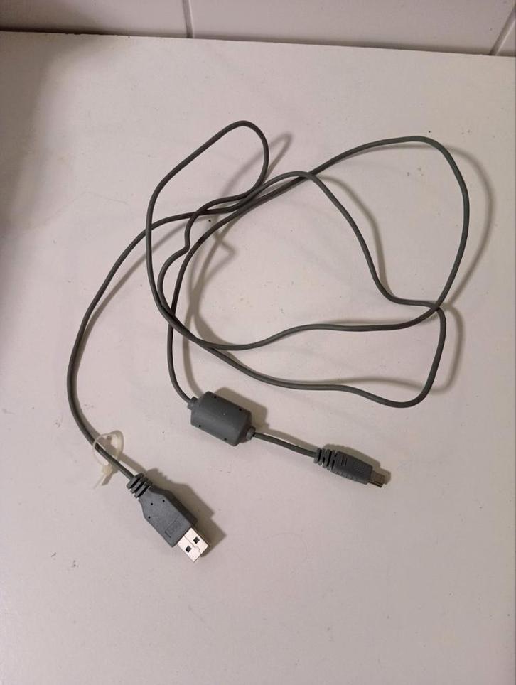 FOXCONN Mini-USB Datakabel 2.0 (1,56m) | Met Ferrietkern!, Computers en Software, Pc- en Netwerkkabels, Zo goed als nieuw, Ophalen of Verzenden