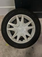 Ford Fiesta vierseizoensbanden 15 inch, Auto-onderdelen, Banden en Velgen, Gebruikt, 15 inch, Ophalen of Verzenden, Band(en)