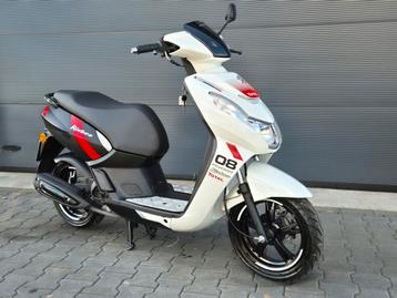 Peugeot kisbee 4T 50cc Injectie Bromscooter 1452 km BJ 2020 beschikbaar voor biedingen