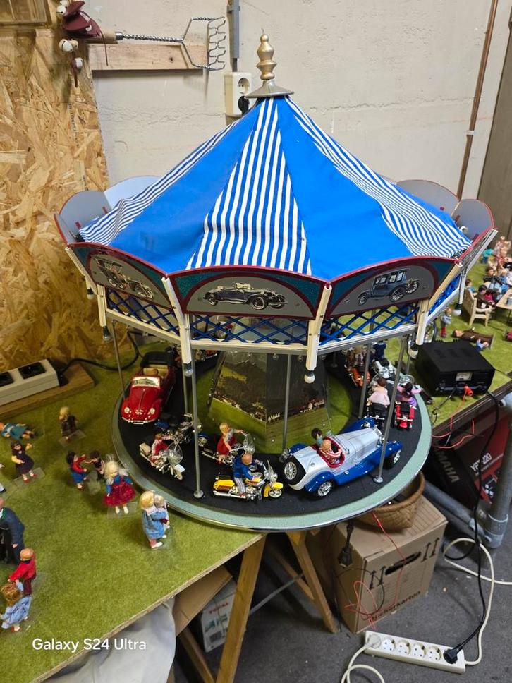 Carrousel ( Kermis Carrousel met Auto's en Motoren ), Antiek en Kunst, Antiek | Speelgoed, Ophalen