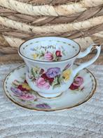 Royal Albert Mini Maand Kop en Schotel - April, Huis en Inrichting, Ophalen of Verzenden, Zo goed als nieuw, Overige stijlen, Kop(pen) en/of Schotel(s)