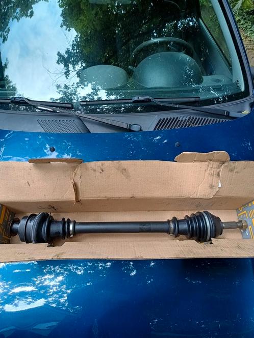 Nieuwe Rechter Aandrijfas Renault 9 Renault 11, Auto-onderdelen, Transmissie en Toebehoren, Oldtimer onderdelen, Renault, Nieuw