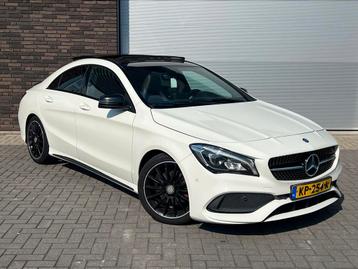 Luxe Witte Mercedes-Benz CLA 180 AMG-Pakket/PanoRamadak/NAP! beschikbaar voor biedingen