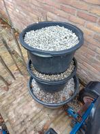 3 cement bakken vol grijze steentjes, Tuin en Terras, Grind, Keien en Split, Ophalen, Split
