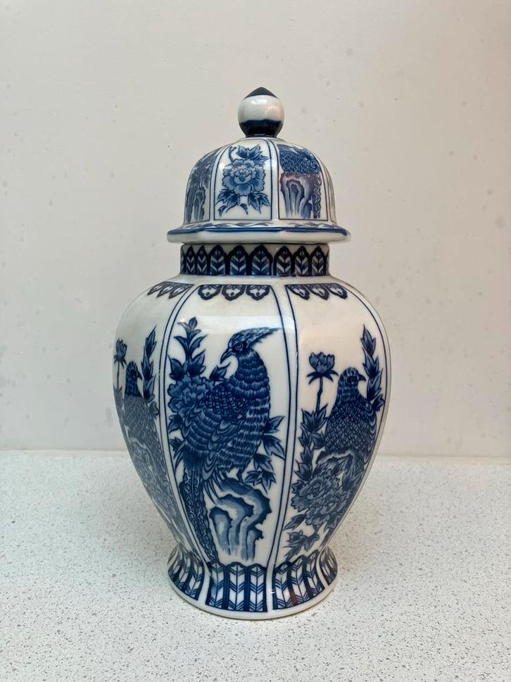 Vintage Chinees blauw-wit pot met deksel, Antiek en Kunst, Antiek | Vazen, Ophalen of Verzenden