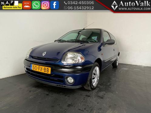 Renault Clio 1.2 RN (bj 2000), Auto's, Oldtimers, Bedrijf, Te koop, Airbags, Alarm, Centrale vergrendeling, Elektrische ramen