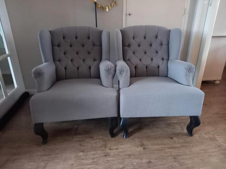 Lichtgrijze landelijke oorfauteuils - Zeer nette staat, Huis en Inrichting, Fauteuils, Zo goed als nieuw, Stof, 75 tot 100 cm