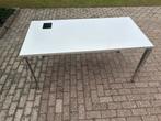 Wiesner Hager Bureau met Extron Aansluitmodule, Huis en Inrichting, Ophalen, Gebruikt, 50 tot 100 cm, Rechthoekig
