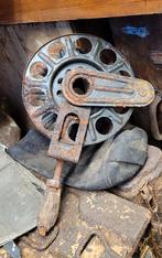 Duitse wo2 ff33 veldtelefoon handhaspel te koop, Ophalen of Verzenden, Landmacht, Duitsland, Hulzen of Bodemvondsten