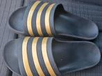 Badslippers Adidas zwart met gouden stripes, Slippers, Adidas, Zwart, Ophalen of Verzenden