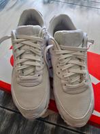 Nike air max 90 white maat 40, Kleding | Heren, Schoenen, Ophalen of Verzenden, Zo goed als nieuw, Wit