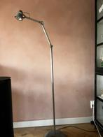Frezoli industriële vloerlamp – verstelbaar – metaal, Huis en Inrichting, Lampen | Hanglampen, Ophalen, Zo goed als nieuw, Metaal