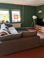 Gratis Bankstel bruin/grijs - Hoekbank, Huis en Inrichting, Banken | Bankstellen, 250 tot 300 cm, Gebruikt, Hoekbank, 75 tot 100 cm