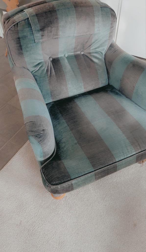 MOETWEG!! Comfortabele fauteuil met gestreepte bekleding, Huis en Inrichting, Fauteuils, Gebruikt, Stof, 75 tot 100 cm, Minder dan 75 cm