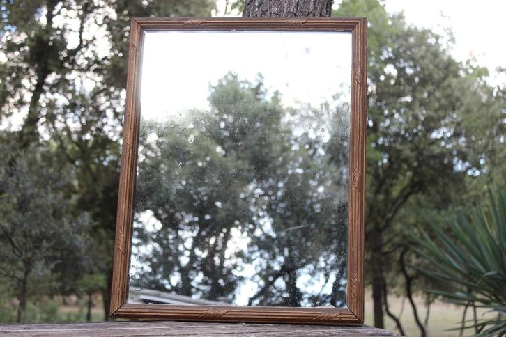 Brocante - Doorleefde oude spiegel!, Huis en Inrichting, Woonaccessoires | Spiegels, Gebruikt, Minder dan 50 cm, Minder dan 100 cm