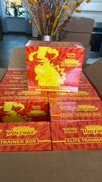 Pokémon Vivid Voltage elite trainer box, Hobby en Vrije tijd, Verzamelkaartspellen | Pokémon, Ophalen of Verzenden, Nieuw, Boosterbox
