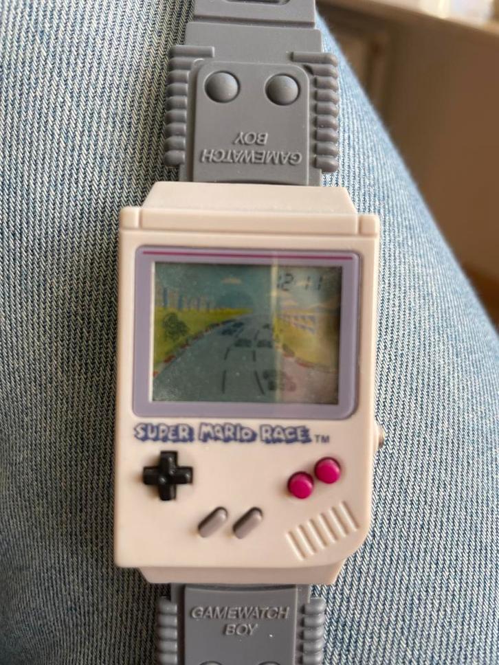 GameWatch Boy Super Mario Race - Retro Horloge, Spelcomputers en Games, Games | Nintendo Game Boy, Gebruikt, Racen en Vliegen