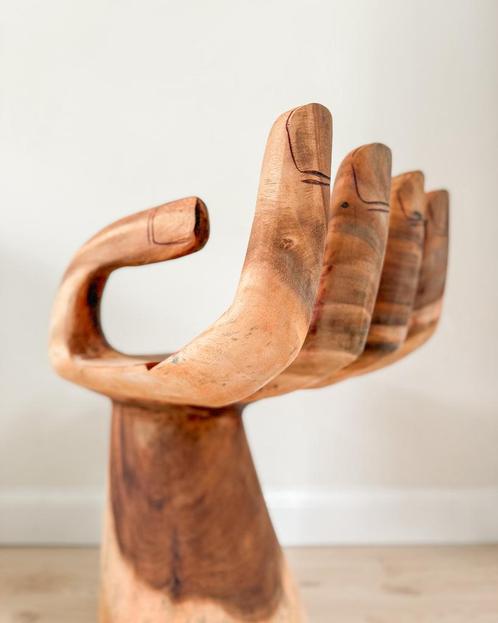 Vintage teakhouten handstoel, Huis en Inrichting, Stoelen, Zo goed als nieuw, Eén, Hout, Bruin, Ophalen of Verzenden