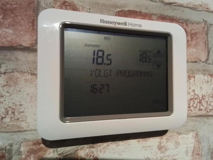 Honeywell Chronotherm Touch aan/uit klokthermostaat zgan., Doe-het-zelf en Verbouw, Thermostaten, Zo goed als nieuw, Ophalen of Verzenden