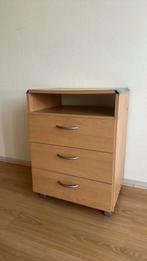 Free to pick up closet, Huis en Inrichting, Kasten | Ladekasten, Ophalen, 50 tot 100 cm, Zo goed als nieuw, Minder dan 100 cm