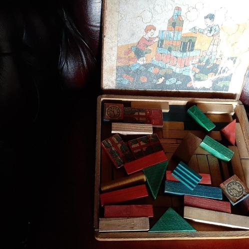 Blokkendoos uit 1954., Antiek en Kunst, Curiosa en Brocante, Ophalen of Verzenden