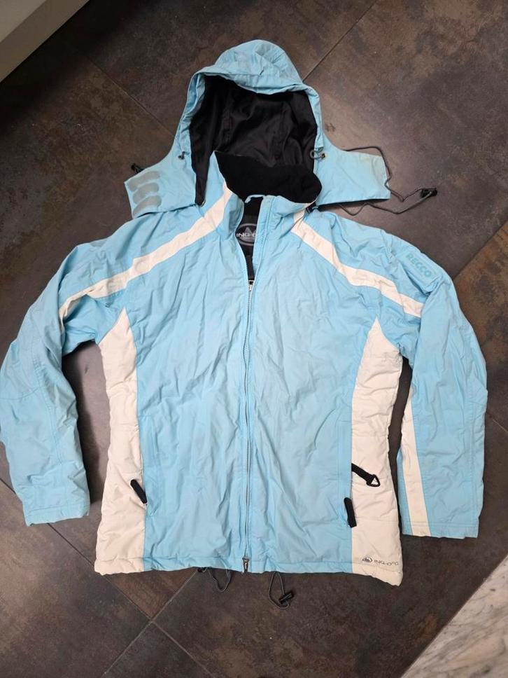 Wintersport Jas met Extra's - Maat M, Kleding | Dames, Wintersportkleding, Gedragen, Jack, Maat 38/40 (M), Ophalen