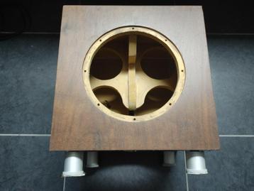 Speakerland Sub 6 kast lege behuizing 40x40x40cm Peerless beschikbaar voor biedingen