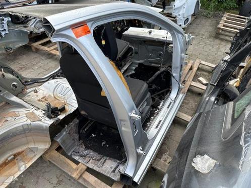 Snijdeel rechts-voor van een Volkswagen Polo (LC9A), Auto-onderdelen, Carrosserie en Plaatwerk, Volkswagen, Gebruikt, 3 maanden garantie