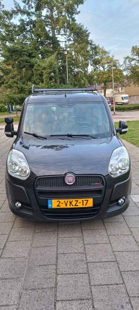 Fiat Doblo maxi  1.6 diesel, Auto's, Bestelauto's, Particulier, ABS, Airbags, Airconditioning, Bluetooth, Boordcomputer, Centrale vergrendeling