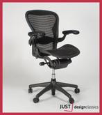 Herman Miller Aeron maat B Grafiet Wave (voorraad:20), Zo goed als nieuw