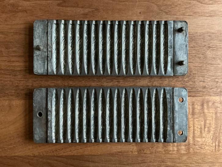 Oude chocoladevorm - mal - sigaartjes - Cladder & Jansen, Antiek en Kunst, Antiek | Keukenbenodigdheden, Ophalen of Verzenden