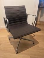 Vitra Eames EA108 Zwarte Hopsak Bureaustoel, Huis en Inrichting, Bureaustoelen, Ophalen, Gebruikt, Zwart, Bureaustoel