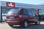 Chrysler Voyager 2.4i SE | Invalidewagen | Airco | Cruise, Auto's, Chrysler, Voorwielaandrijving, Gebruikt, Zwart, 4 cilinders