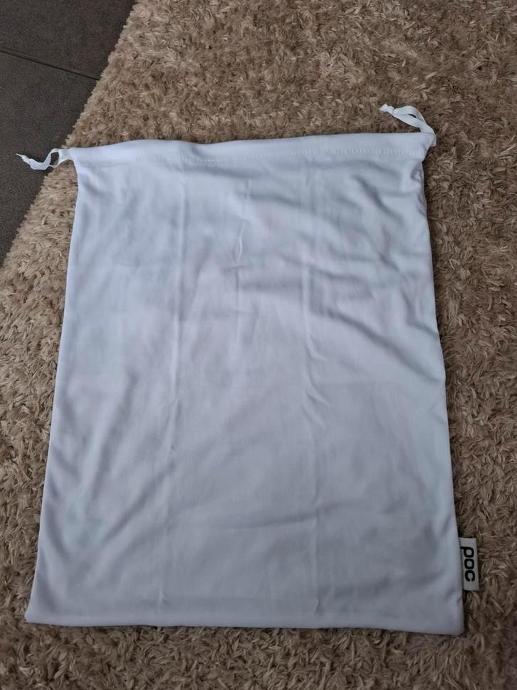 Poc helmhoes klein nieuw, Fietsen en Brommers, Fietsaccessoires | Fietskleding, Nieuw, Bovenkleding, Ophalen of Verzenden