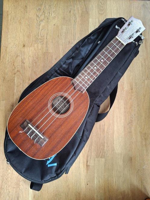 pineapple ukulele lanikai, Muziek en Instrumenten, Snaarinstrumenten | Gitaren | Akoestisch, Zo goed als nieuw, Overige typen