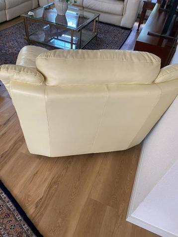 loveseat creme/vanille leer