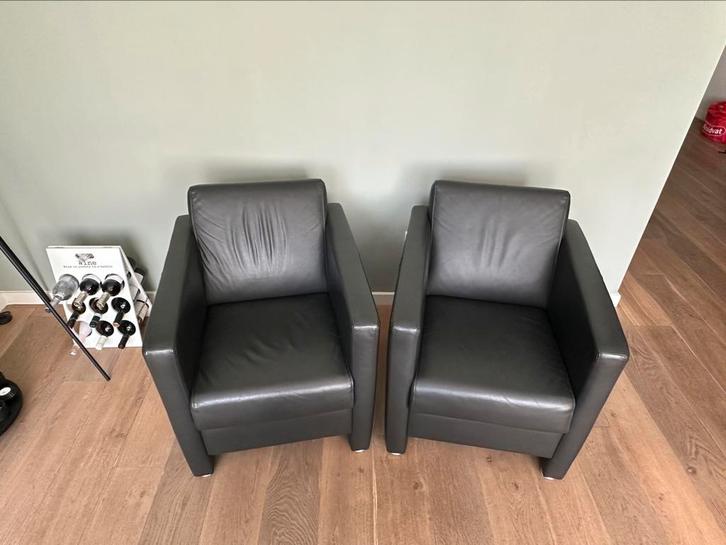 2 x zwarte lederen stoel / fauteuil, Huis en Inrichting, Stoelen, Zo goed als nieuw, Eén, Zwart, Ophalen