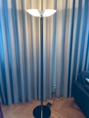 Nox Classicon lamp. beschikbaar voor biedingen