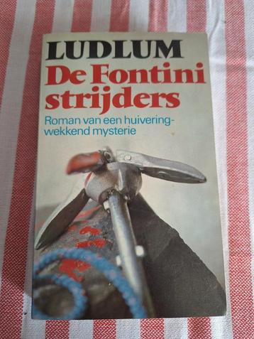 Robert Ludlum - de fontini strijders beschikbaar voor biedingen